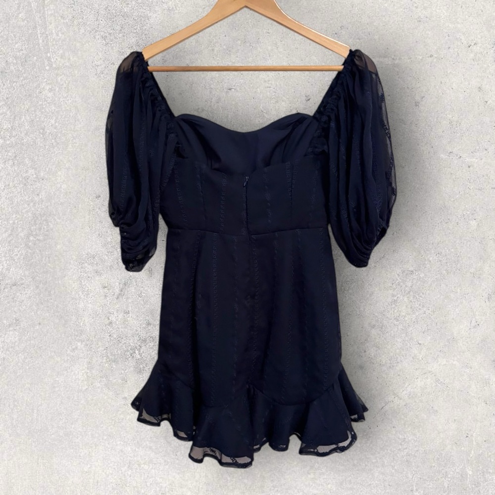 NWT selfie Leslie Ring My Bell Sheer Puff Sleeve Embroidery Detail - Picture 4 of 9